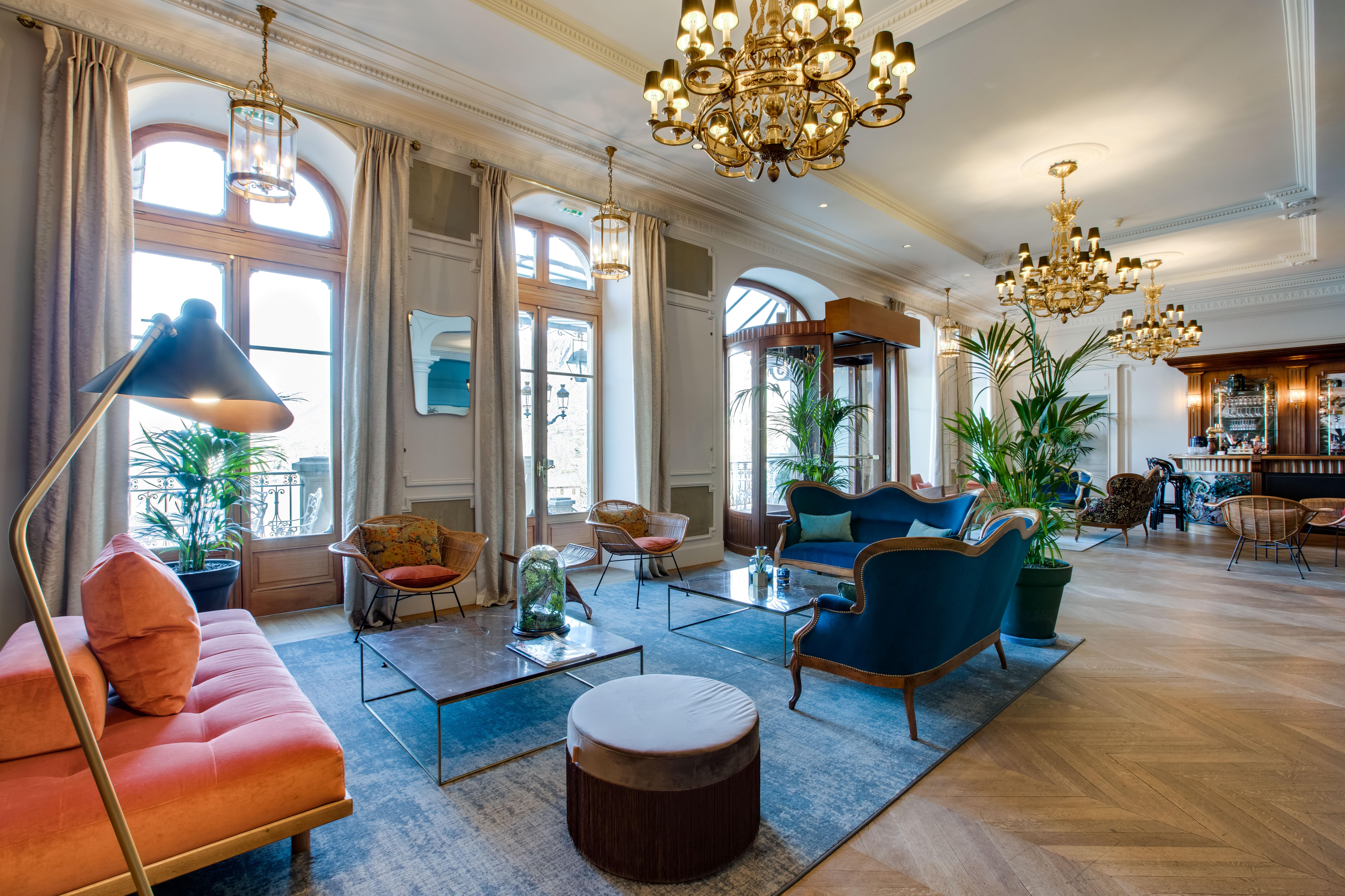 فندق لو بالاس دو مونتو منتون - سانت - برنارد المظهر الخارجي الصورة The lounge at the Hotel Axelmannstein
